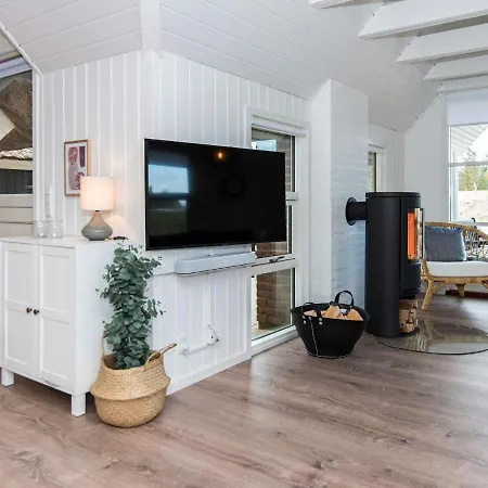 Holiday Hyldebaervej Holiday home Henne Strand