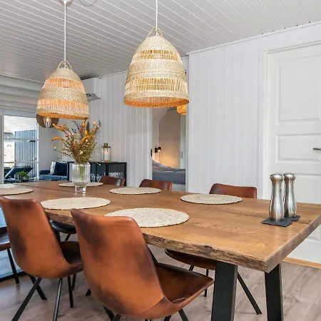 Holiday home Holiday Hyldebaervej Henne Strand