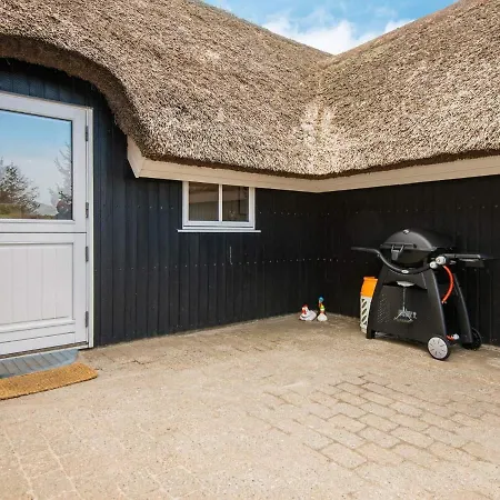 Holiday home Holiday Hyldebaervej Henne Strand