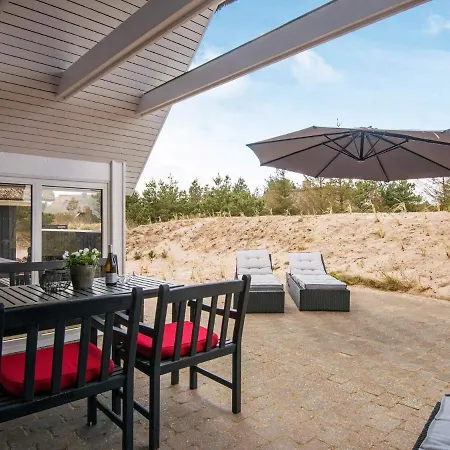 Holiday home Holiday Hyldebaervej Henne Strand