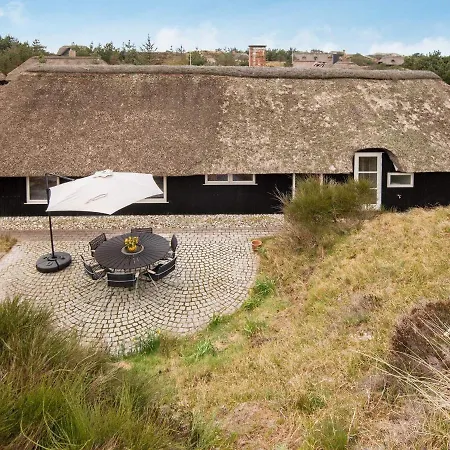 Holiday home Holiday Hyldebaervej *